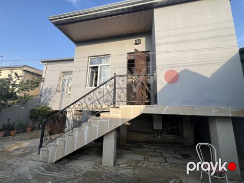 Satılır 3 otaqlı həyət evi/bağ evi 120 m² — Bakı