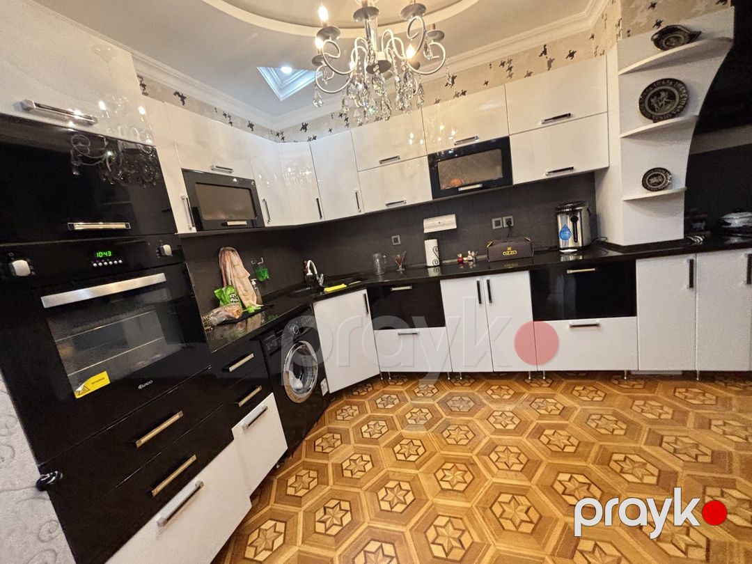 Satılır 5 otaqlı köhnə tikili 110 m² — Mənzil, Bakı (11)