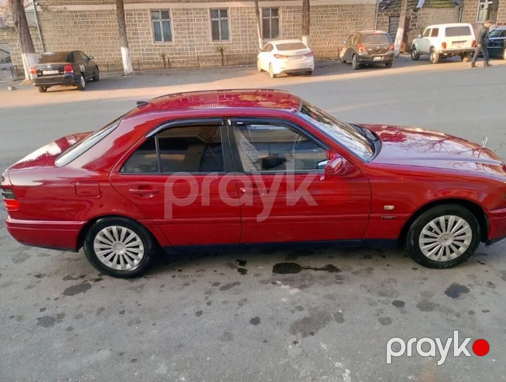 Mercedes-Benz C180 (W202), sedan, qırmızı rəng. Xüsusiyyətlər — Avtomobillər, Zaqatala (4)