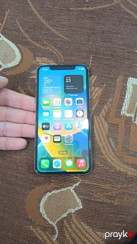 Apple iPhone X Silver 256GB/3GB — Bakı