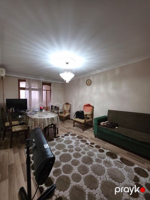 Satılır 2 otaqlı köhnə tikili 55 m² — Bakı