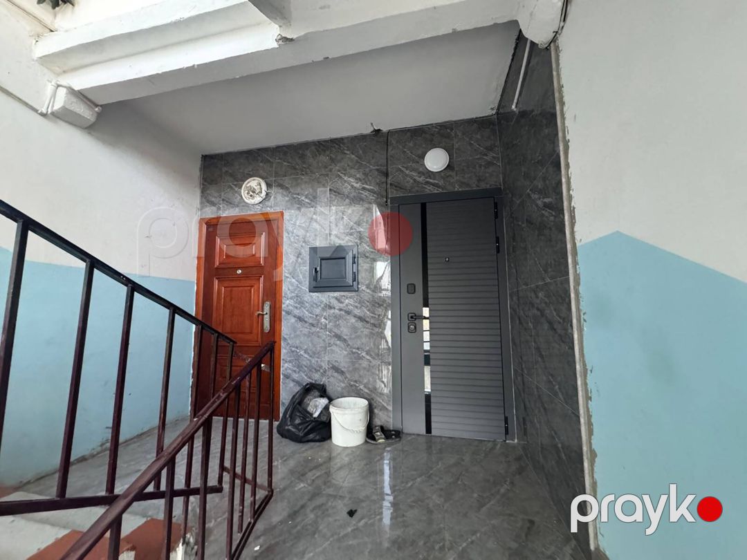 Satılır 4 otaqlı köhnə tikili 120 m² — Mənzil, Bakı (2)