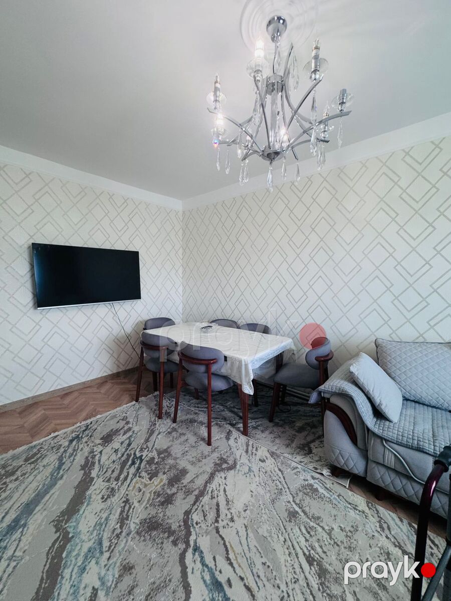Satılır 4 otaqlı köhnə tikili 105 m² — Mənzil, Bakı (3)