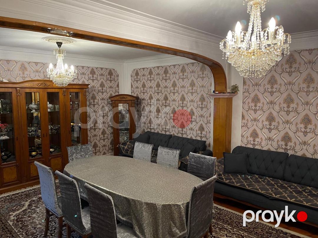 Satılır 4 otaqlı köhnə tikili 120 m² — Mənzil, Bakı (11)
