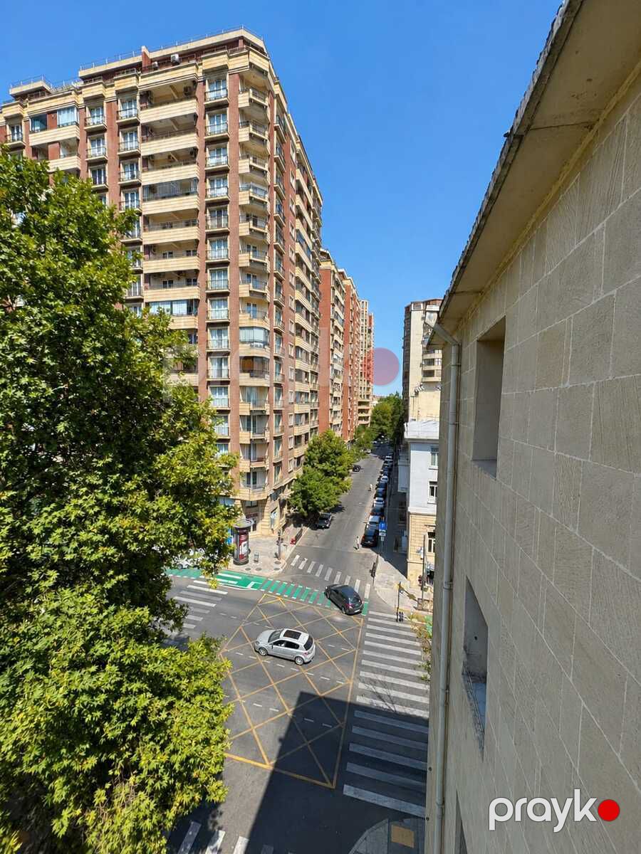 Satılır 3 otaqlı köhnə tikili 70 m² — Mənzil, Bakı (4)