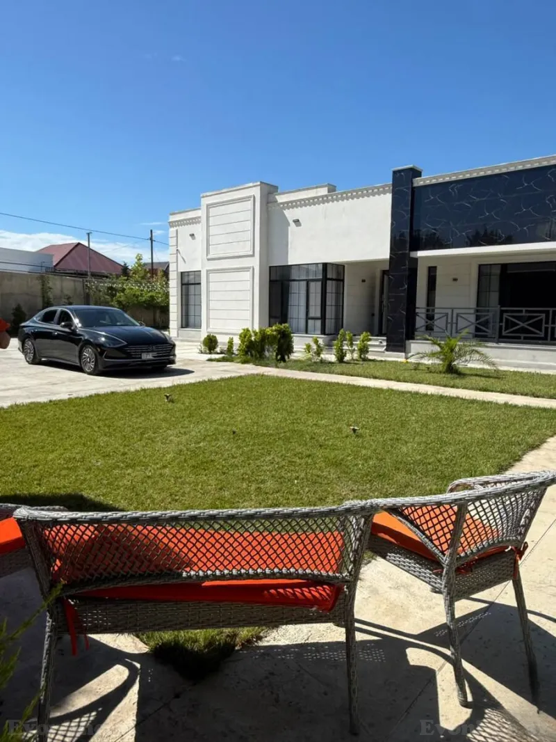 Satılır 4 otaqlı Həyət evi 257 m² Bakı, Sabunçu r., Albalılıq — Bakı
