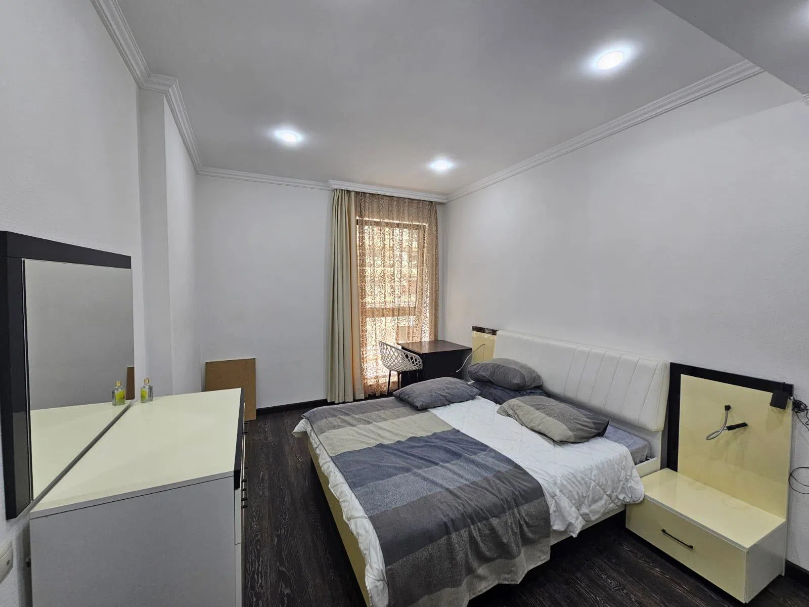3 otaqlı mənzil 120 m² kirayə verilir — Mənzil, Bakı (7)