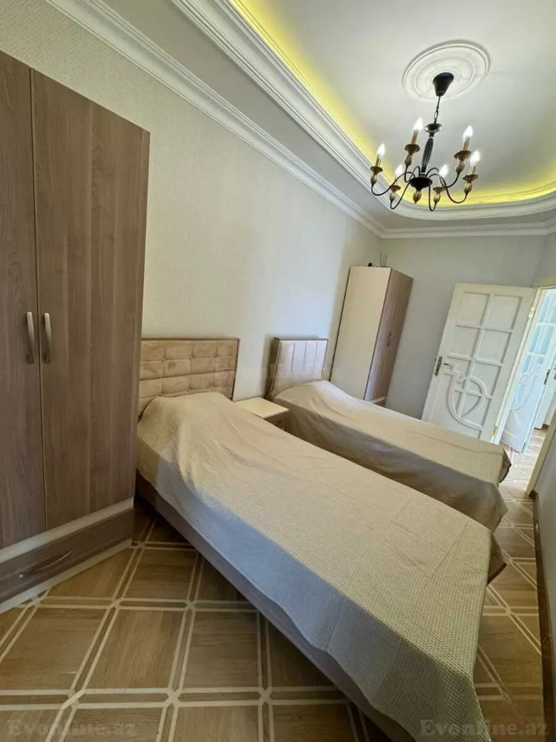 Kirayə verilir 3 otaqlı Mənzil Köhnə tikili 62 m² Bakı, Yasamal r., Elmlər Akademiyası m — Mənzil, Bakı (3)