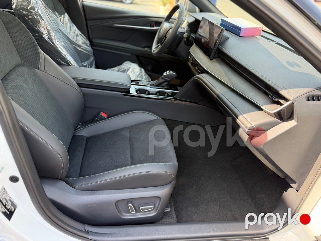 Toyota Camry, 2.0 L, 1 kWh, 2026 il, yeni — Avtomobillər, Bakı (12)