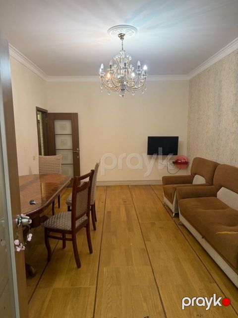 İcarəyə verilir 3 otaqlı köhnə tikili 80 m² — Bakı