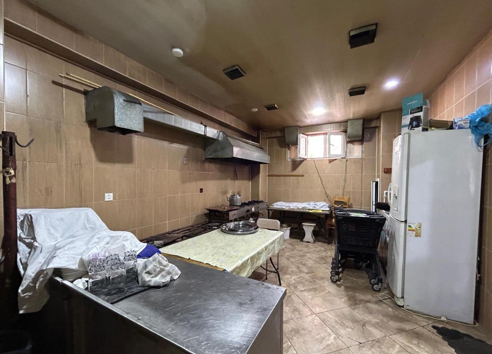 195 m² Yaxşı təmirli obyekt satılır — Əmlak, Bakı (8)