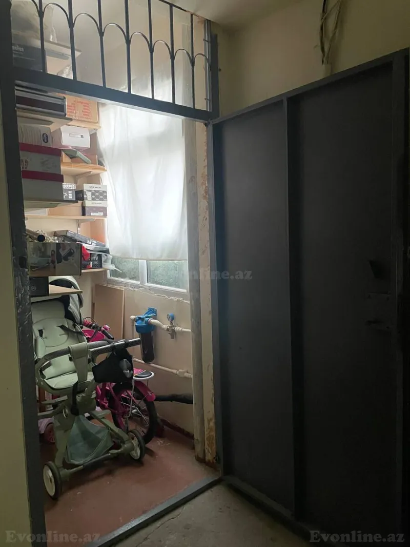 Satılır 3 otaqlı Mənzil Köhnə tikili 85 m² Bakı, Binəqədi r., Memar Əcəmi m., 9-cu mikrorayon — Mənzil, Bakı (2)