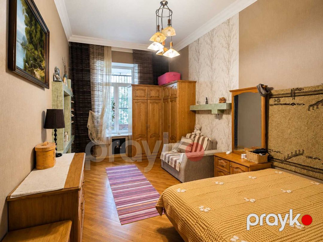 Satılır 4 otaqlı köhnə tikili 126 m² — Mənzil, Bakı (10)