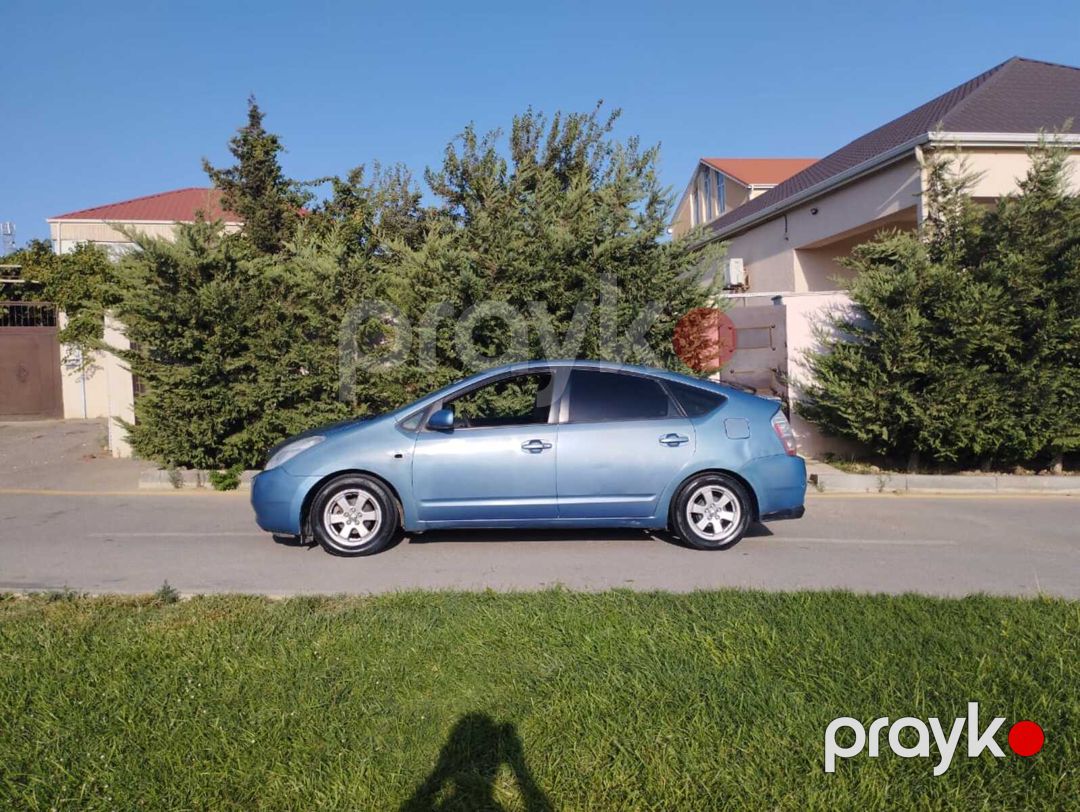 "Toyota Prius Hybrid 2008" icarəsi — Avtomobil icarəsi, Bakı (2)