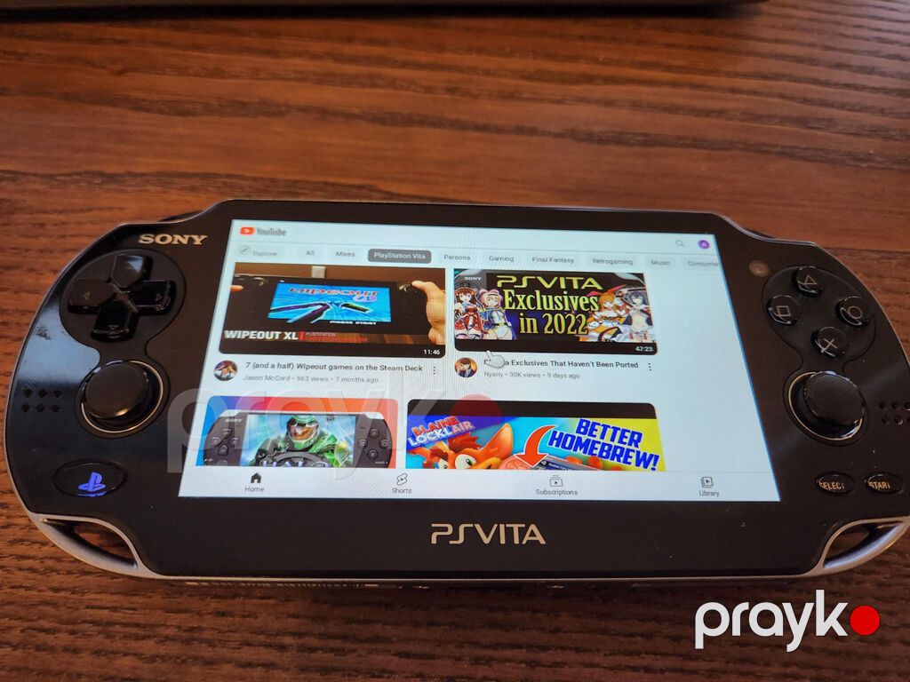 Ps vita qara qirilip istenilen oyun yuklene biler — Portativ oyun konsoləri, Bakı (2)