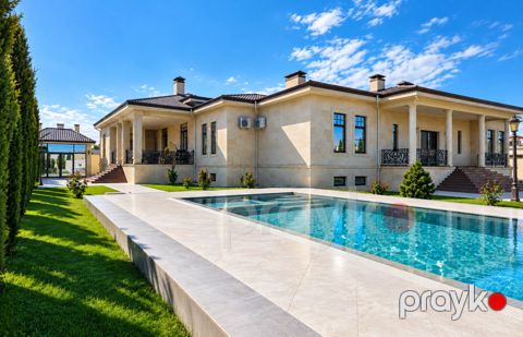 Satılır 8 otaqlı həyət evi/bağ evi 1000 m² — Bakı