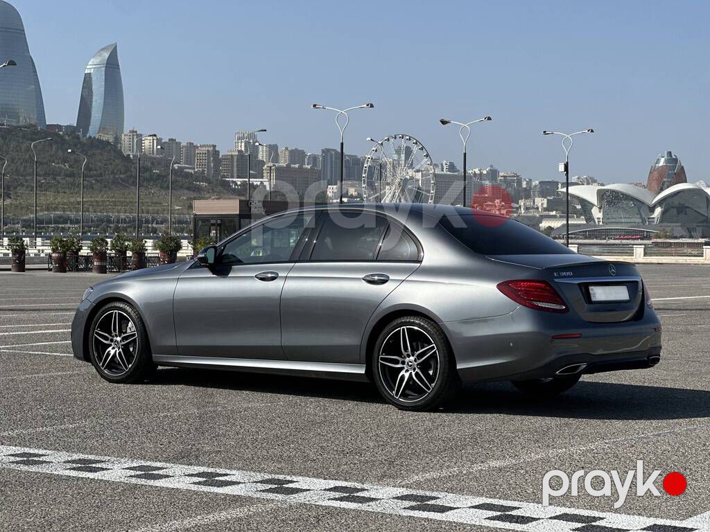 Mercedes E 300, 2.0 L, 2019 il, 150 000 km — Avtomobillər, Bakı (9)