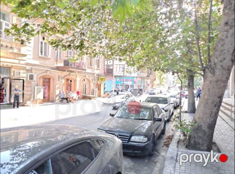Satılır obyekt 70 m² — Bakı