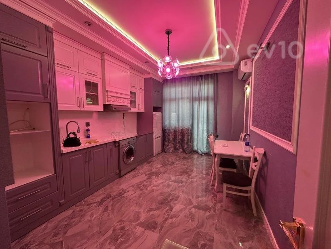 2 otaqlı mənzil, 72 m², Ziya Bünyadov prospekti — kirayə — Bakı