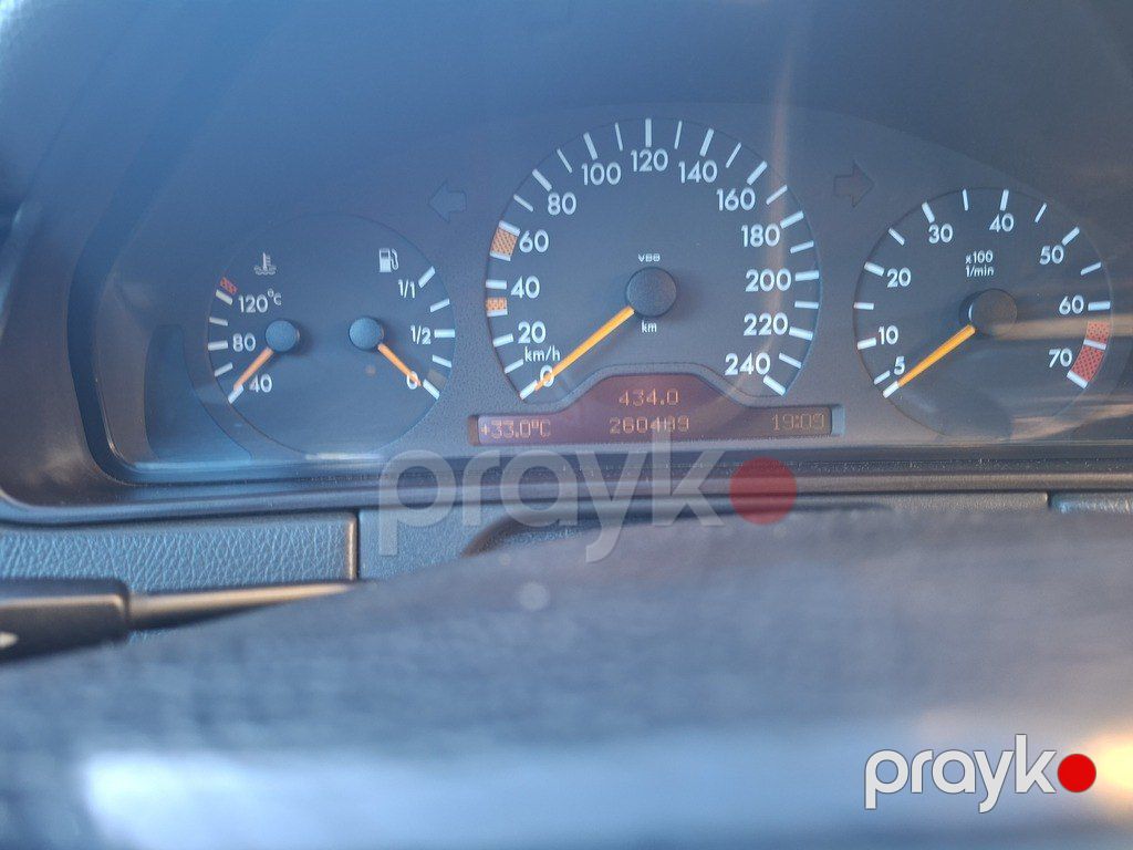 Mercedes E 240, 2.4 L, 1998 il, 260 000 km — Avtomobillər, Salyan (11)