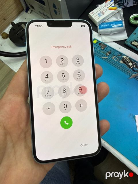 Apple iPhone 14 ekranı — Bakı