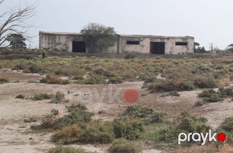 Satılır obyekt 2174 m² — Bakı