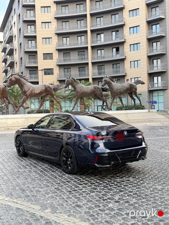BMW i7, 105.7 kWh, 2023 il, 30 000 km — Avtomobillər, Bakı (6)