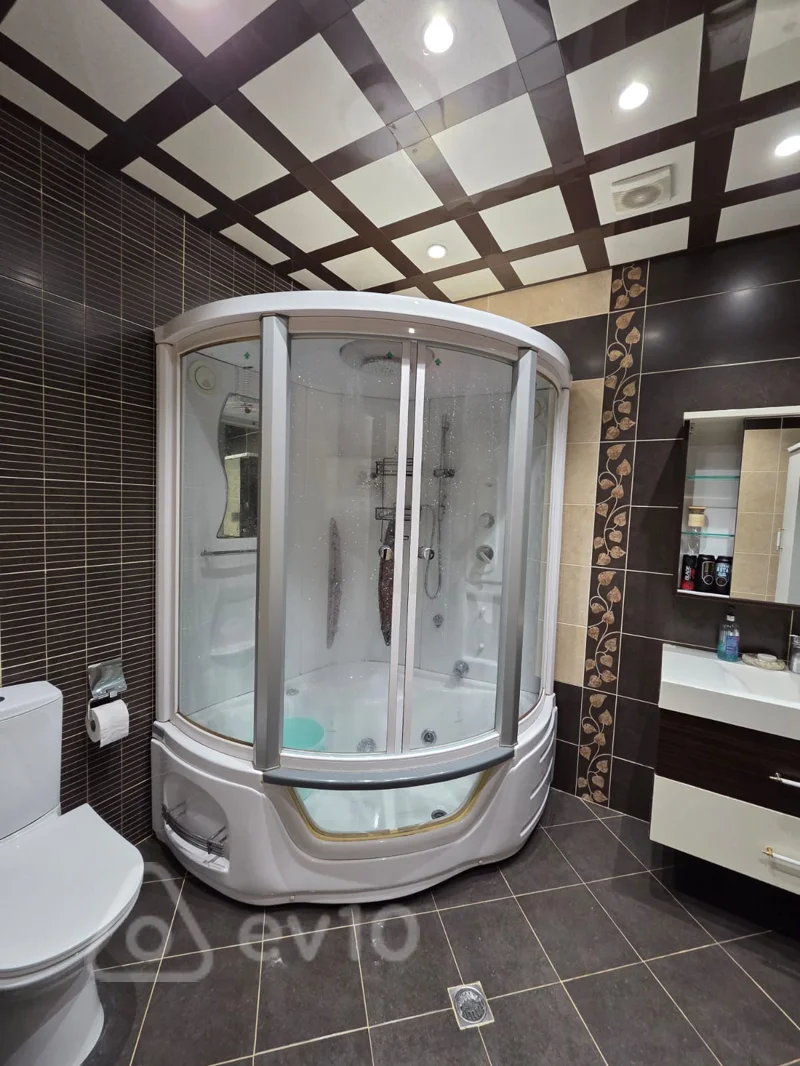 3 otaqlı mənzil, 136 m², Baki,Azadliq prospekti 28 may metrosu — kirayə — Mənzil, Bakı (9)