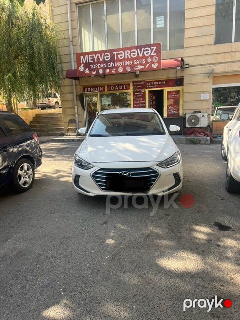 Hyundai Avante, 1.6 L, 2015 il, 247 000 km — Bakı