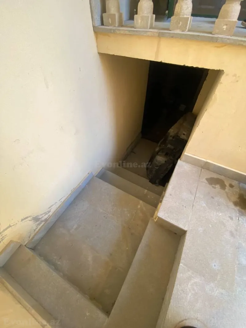 Satılır 3 otaqlı Həyət evi 100 m² Bakı, Binəqədi r., Binəqədi — Ev, villa, Bakı (2)