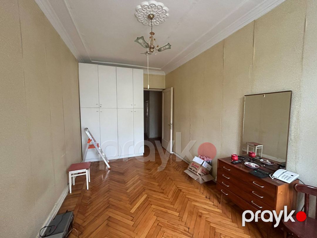 Satılır 5 otaqlı köhnə tikili 110 m² — Mənzil, Bakı (7)