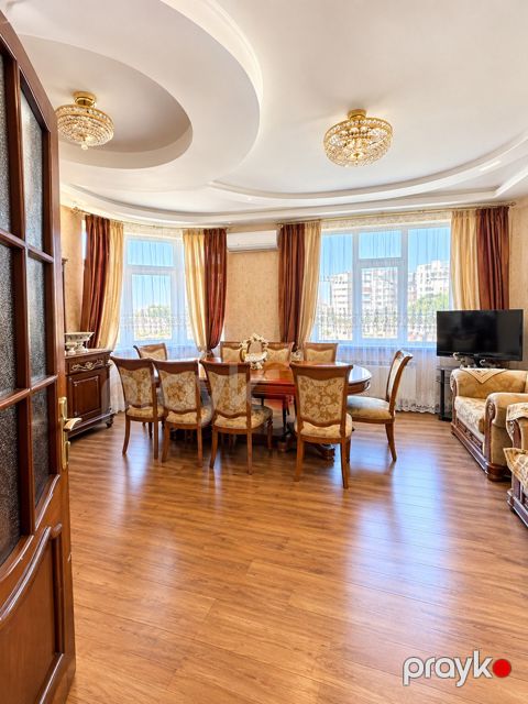 Satılır 4 otaqlı yeni tikili 144 m² — Bakı