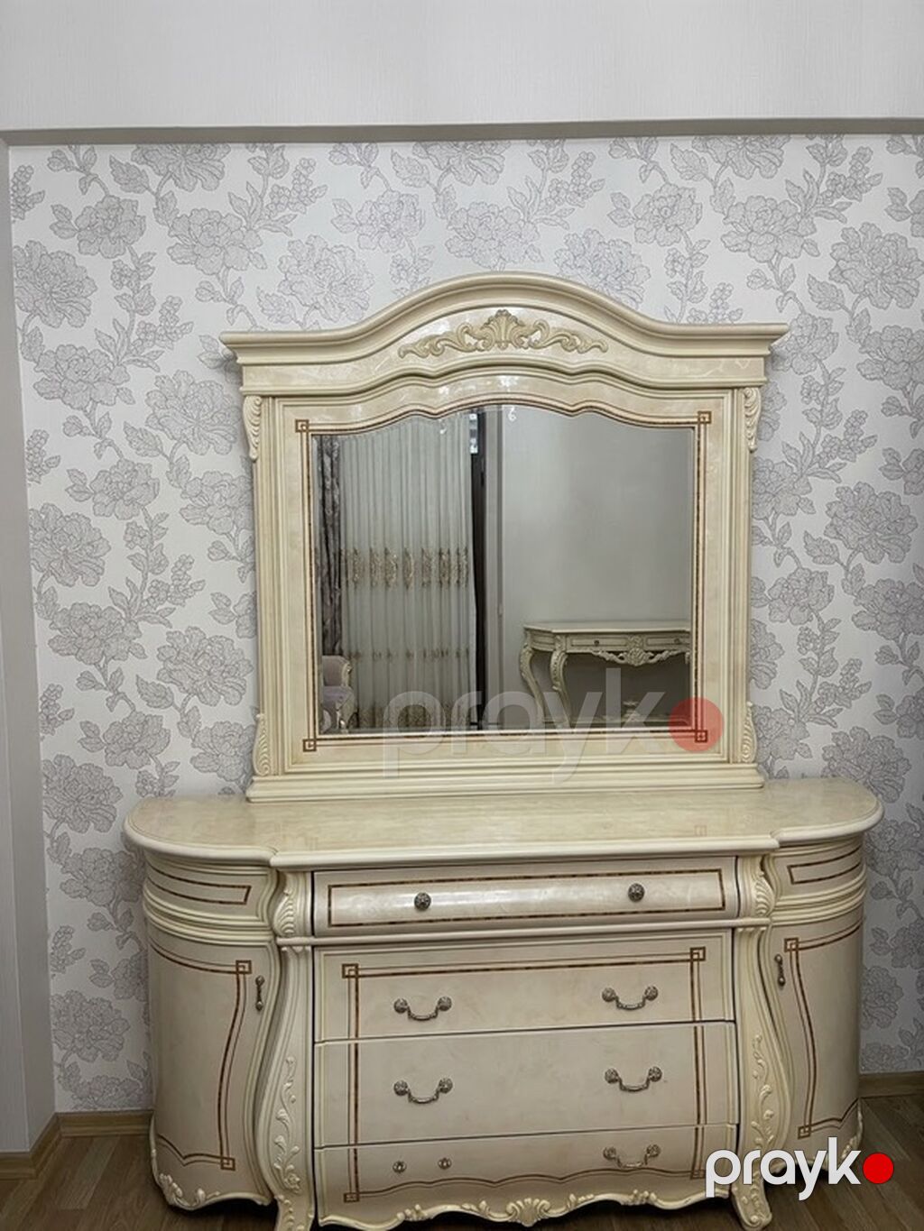 Mebellər satılır qorka 2ədəddir. Təmiz qoz ağacıdır. Real — Qonaq otağı üçün, Bakı (4)
