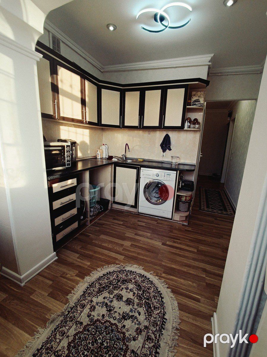Satılır 2 otaqlı köhnə tikili 62 m² — Mənzil, Bakı (5)