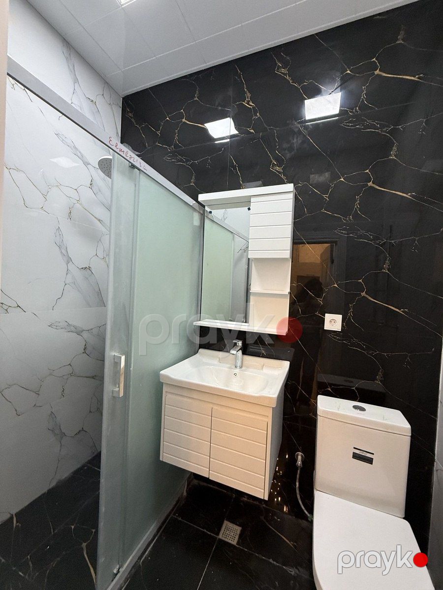 Satılır 2 otaqlı köhnə tikili 65 m² — Mənzil, Bakı (8)