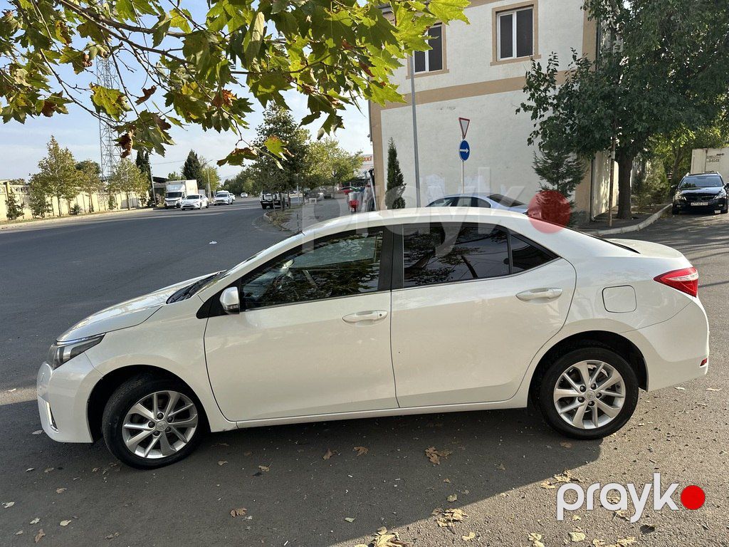Toyota Corolla, 1.6 L, 2013 il, 179 000 km — Avtomobillər, Gəncə (4)