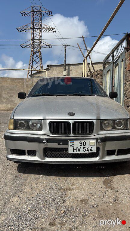 BMW 318, 1.9 L, 1997 il, 336 000 km — Bakı
