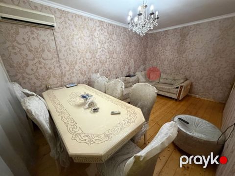 Satılır 2 otaqlı köhnə tikili 65 m² — Bakı