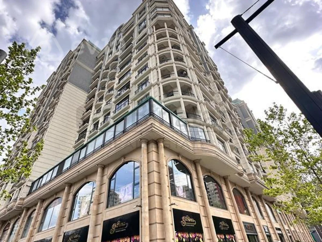 3 otaqlı mənzil, 145 m², Azadlıq prospekti — kirayə — Bakı