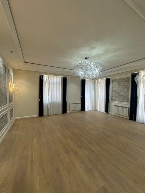 Satılır 2 otaqlı yeni tikili 85 m² — Qalib xudiyev