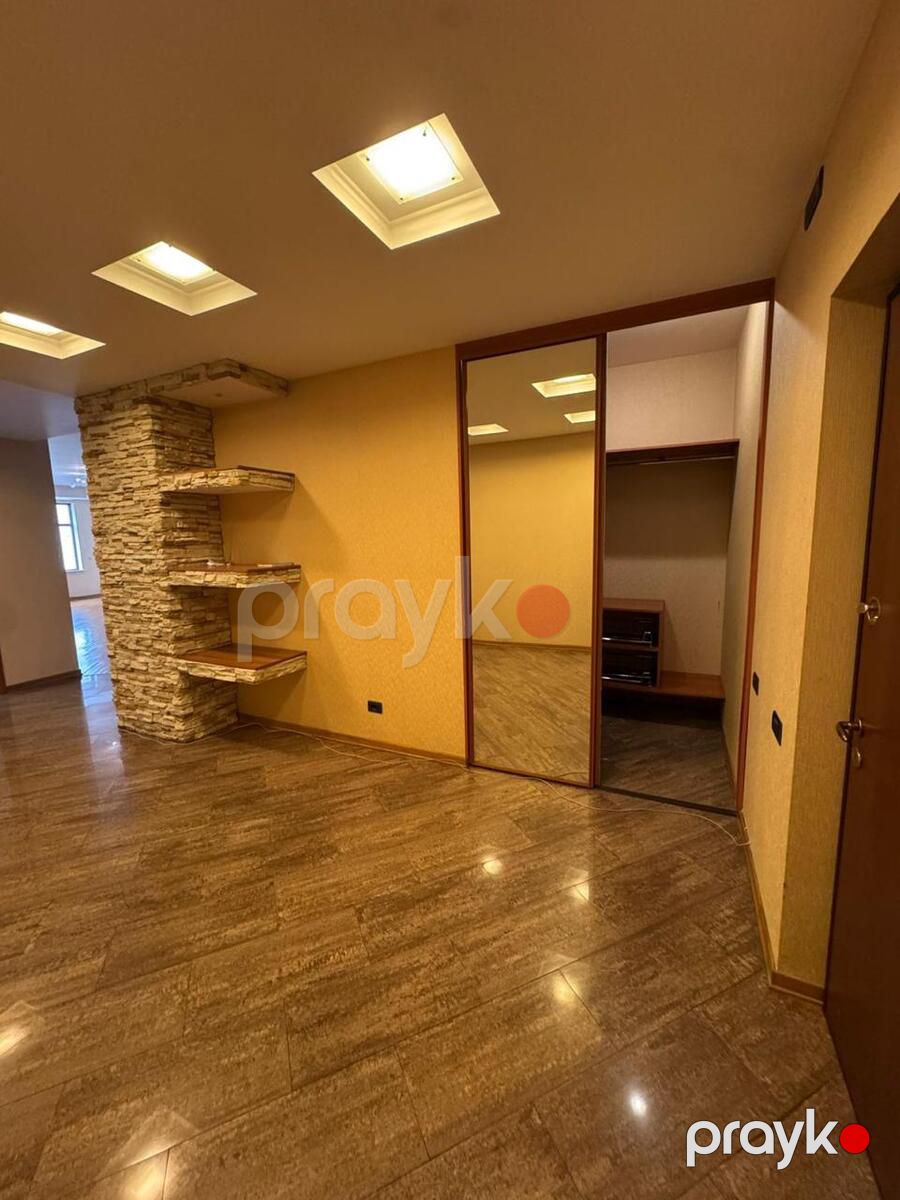 Satılır 4 otaqlı yeni tikili 230 m² — Mənzil, Bakı (10)