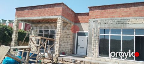 Satılır 5 otaqlı həyət evi/bağ evi 240 m² — Bakı