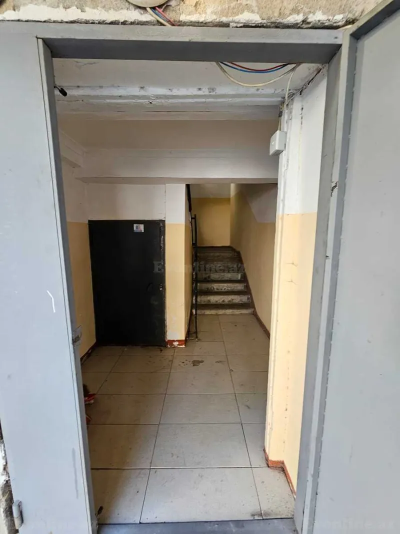 Kirayə verilir 3 otaqlı Mənzil Köhnə tikili 75 m² Bakı, Binəqədi r., Azadlıq prospekti m., 8-ci mikrorayon — Mənzil, Bakı (4)