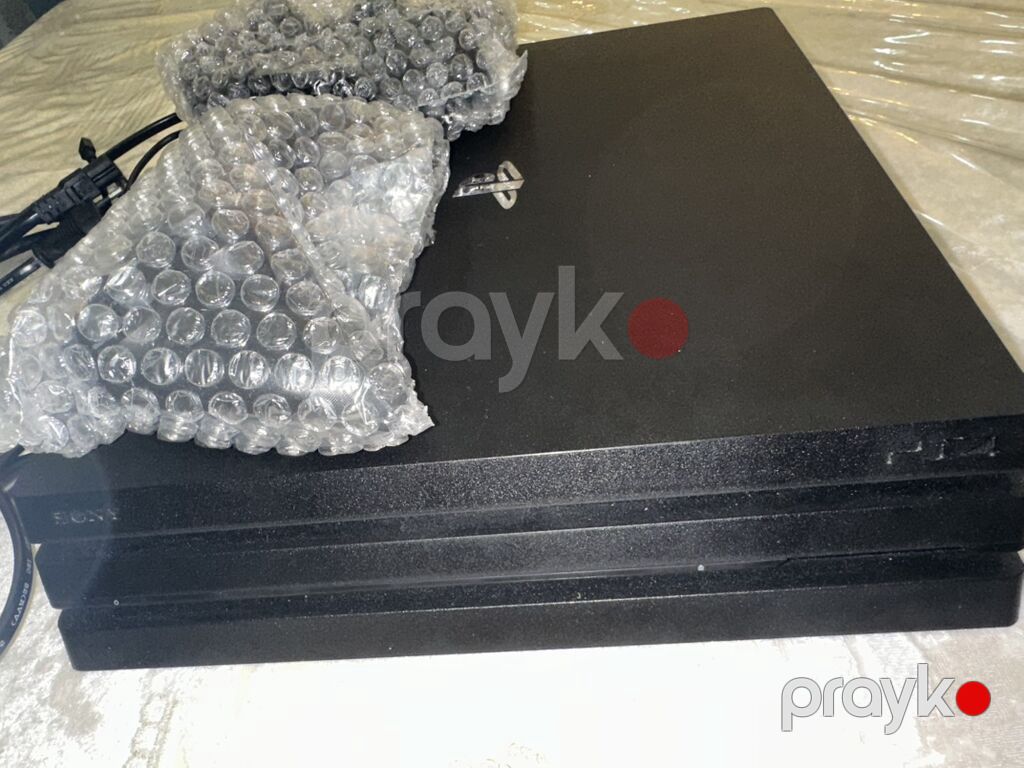 Ps 4 Pro 1 Tb Yaddaş. Hal hazirda Prosivkasiz modeldir. 10 azn odenis — Oyun konsolları, Bakı (3)