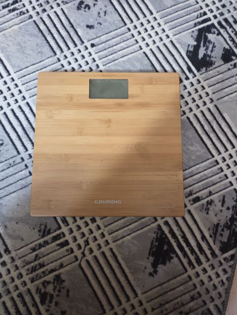 Grundig rəqəmsal bədən tərəzisi – bambuk üst səthli Xüsusiyyətlər — Ev üçün texnika
