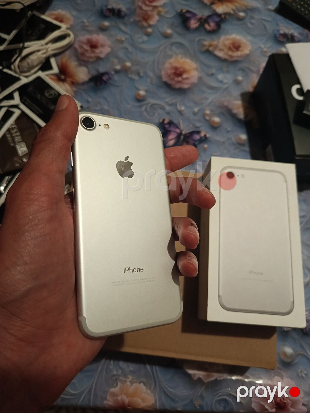 IPhone 7, Gümüşü, Barmaq izi — Apple iPhone, Pirəkəşkül (2)
