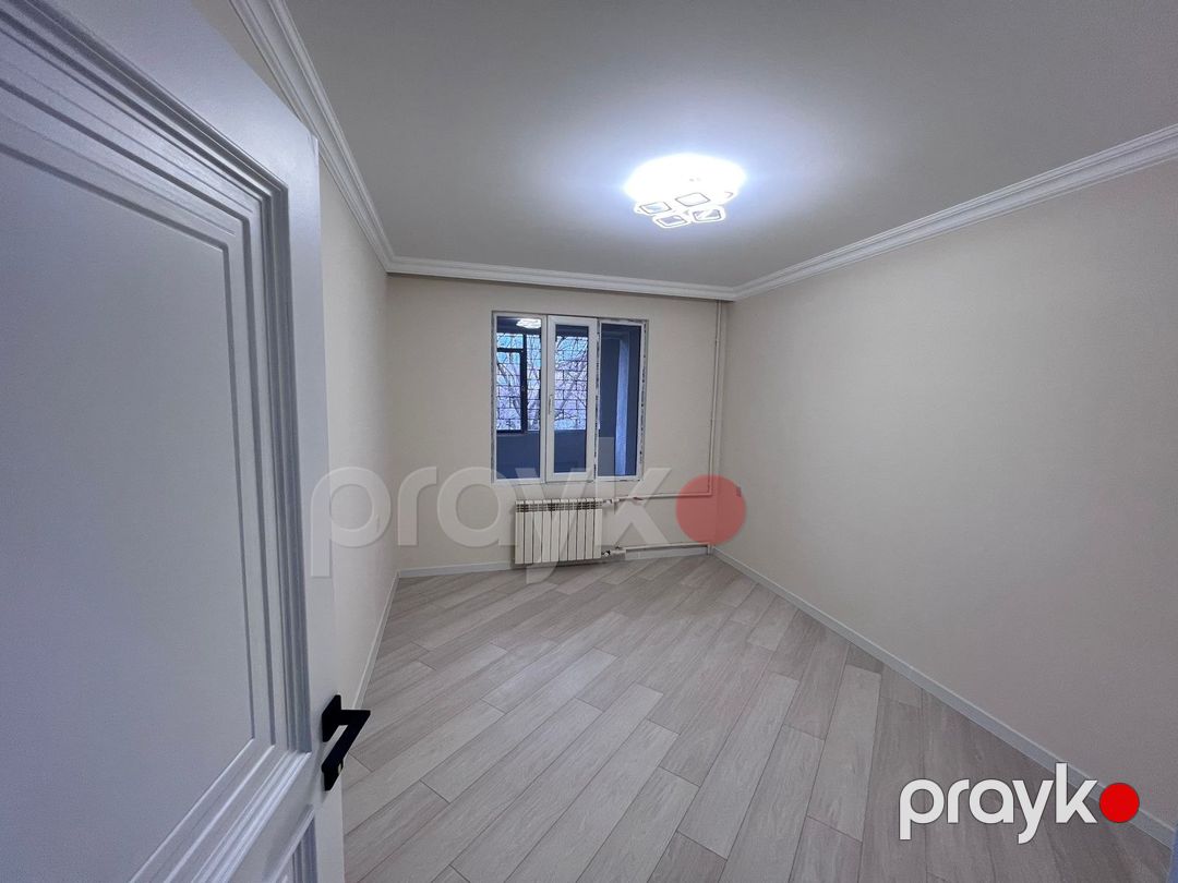 Satılır 4 otaqlı köhnə tikili 110 m² — Mənzil, Bakı (5)