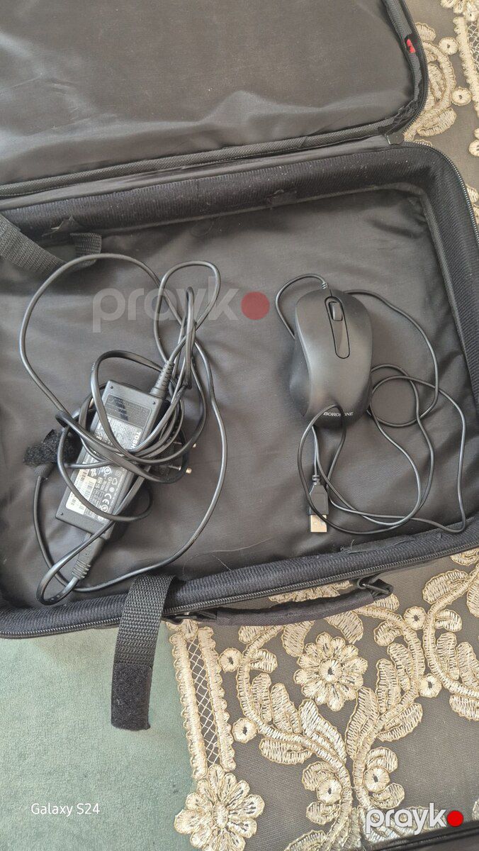 Noutbuk Toshiba — Noutbuklar, Bakı (3)