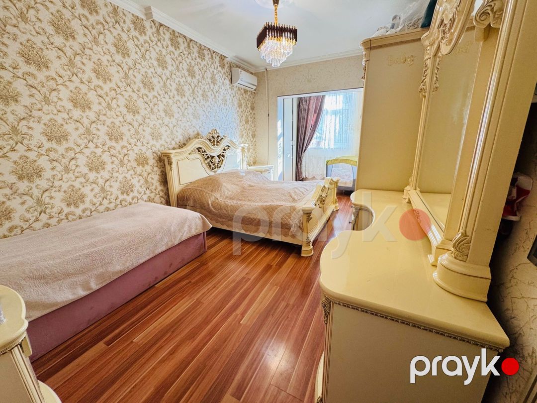 Satılır 4 otaqlı köhnə tikili 100 m² — Mənzil, Bakı (9)