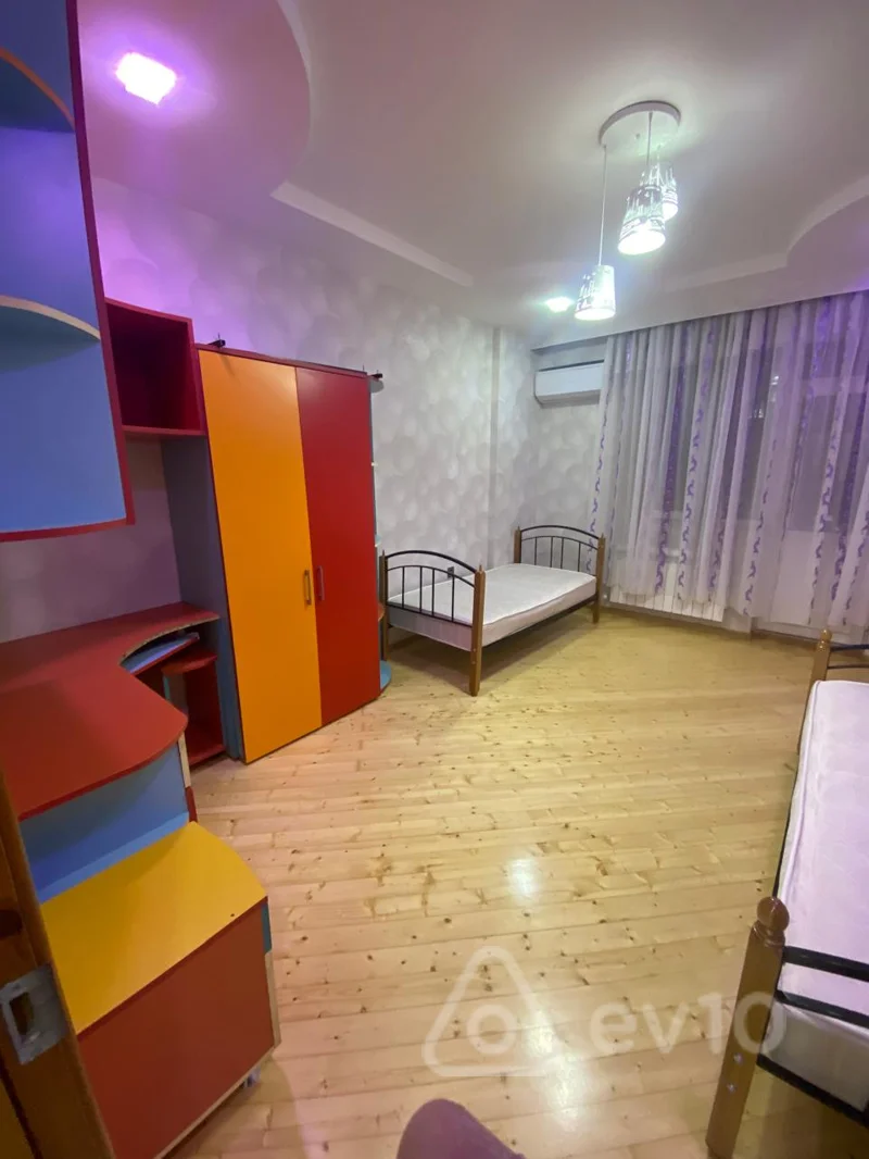 3 otaqlı mənzil, 103 m², Yeni Yasamal 77 nömrəli marşurutun sonu — Mənzil, Bakı (4)